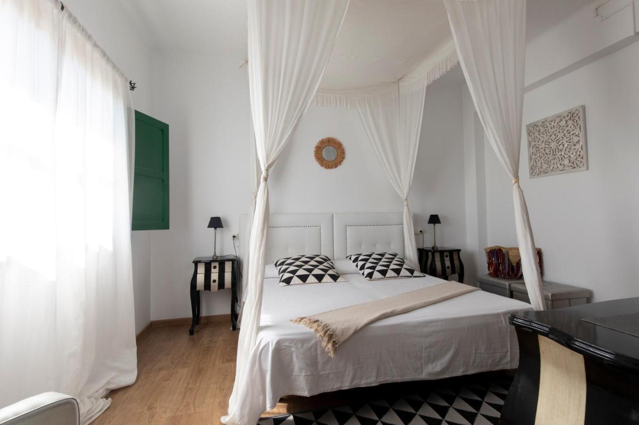 Buenavista & Suites Санта-Эулалия-дель-Рио Экстерьер фото