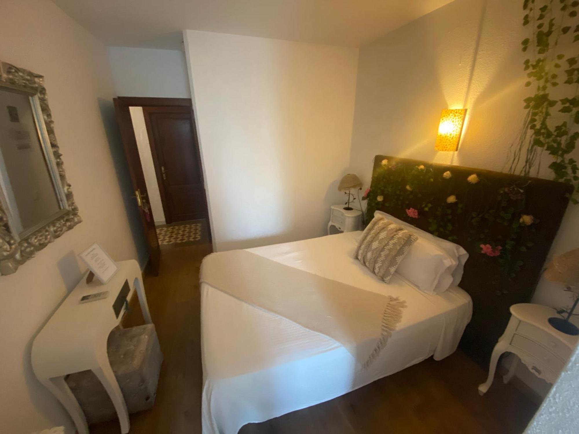 Buenavista & Suites Санта-Эулалия-дель-Рио Экстерьер фото