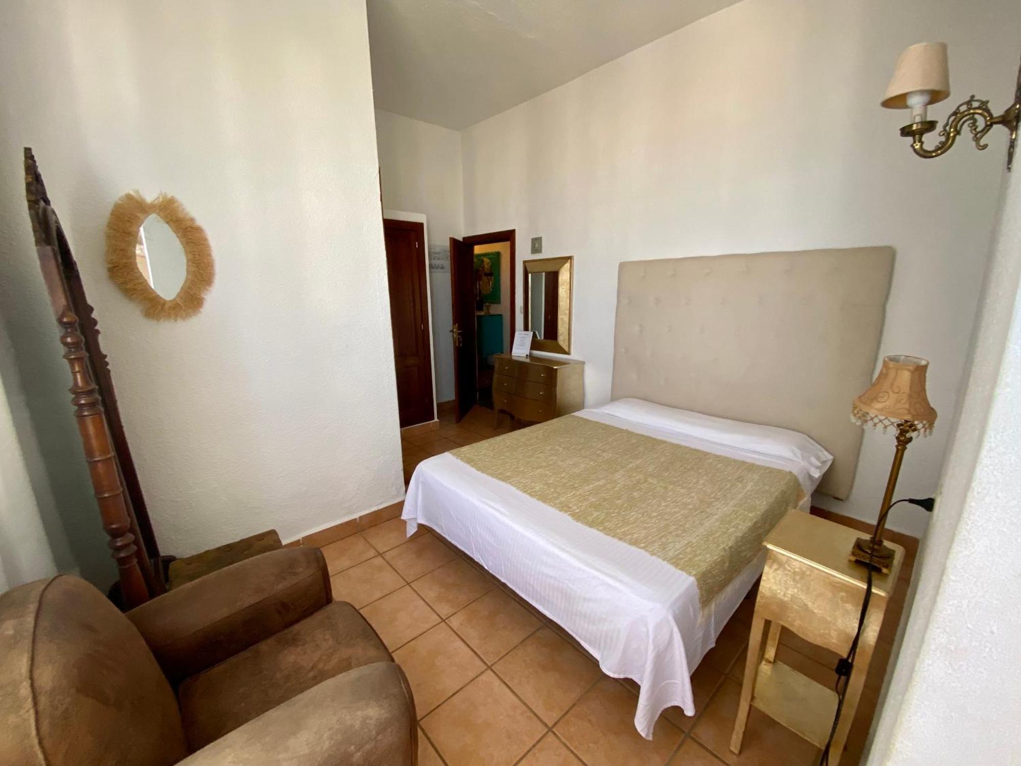 Buenavista & Suites Санта-Эулалия-дель-Рио Экстерьер фото